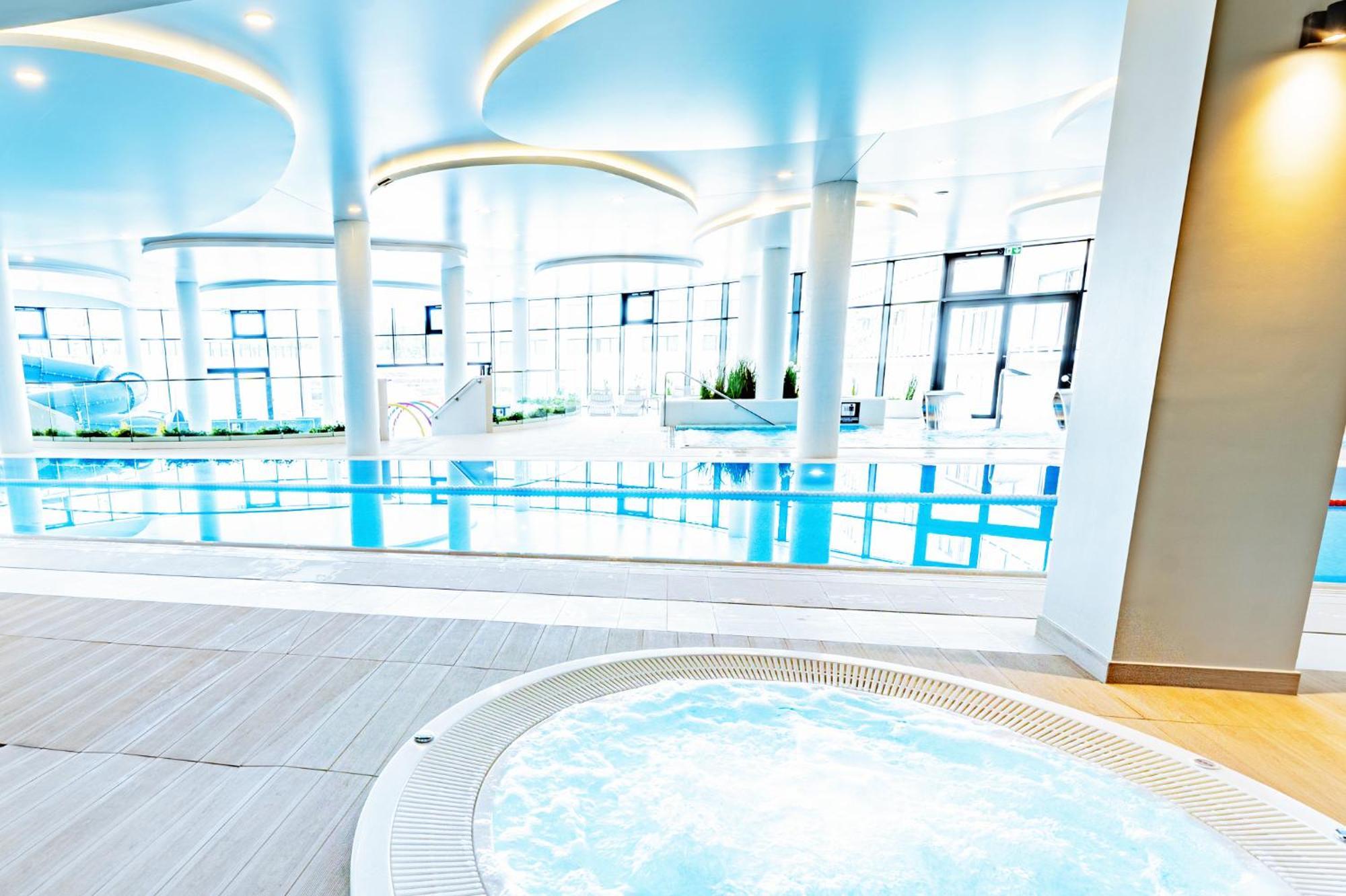 Apartment Horyzont -polanki Aqua- Strefa Z Basenem I Fitness Studio, Prywatny Garaz Kolobrzeg